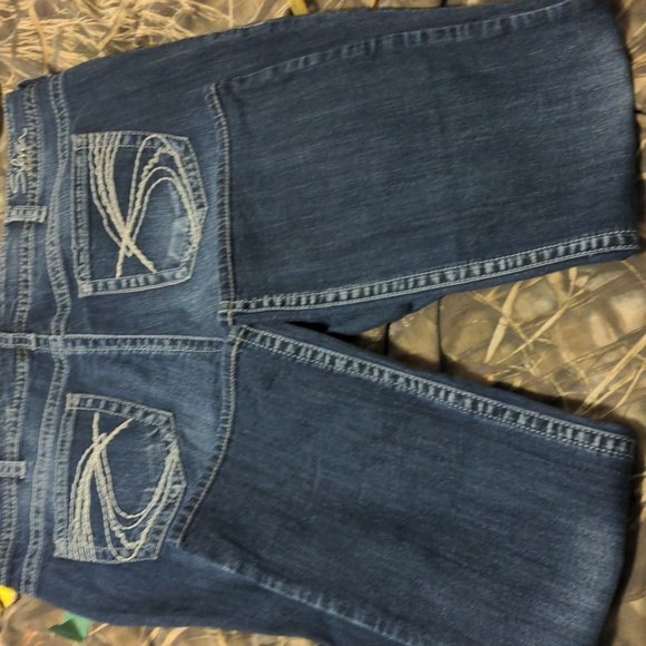 Silver Jeans 22 Dark Wash Bootcut Jeans - Picture 15 of 16